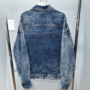 VINTAGE TYCA x BACARDI RUM Acid Wash Embossed Logo Denim Jacket Size XL USA made